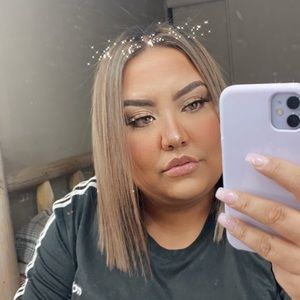 Meet your Posher, Patricia